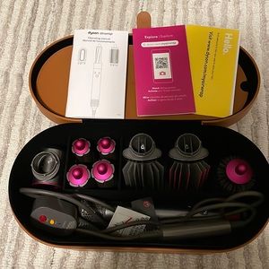 Dyson air wrap system